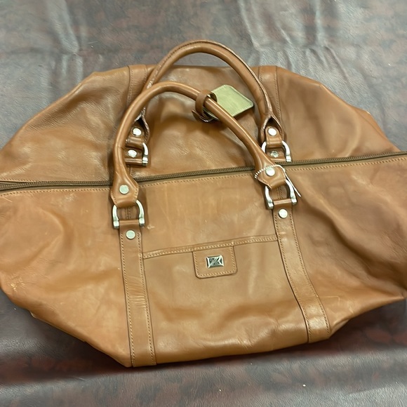 Cutter & Buck Weekender Duffle Bag - Picture 11 of 11